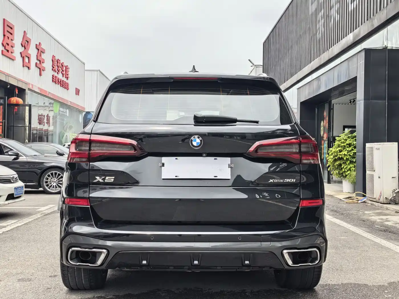 BMW X5 (Import) 2021 xDrive30i M Sport Package фото 12