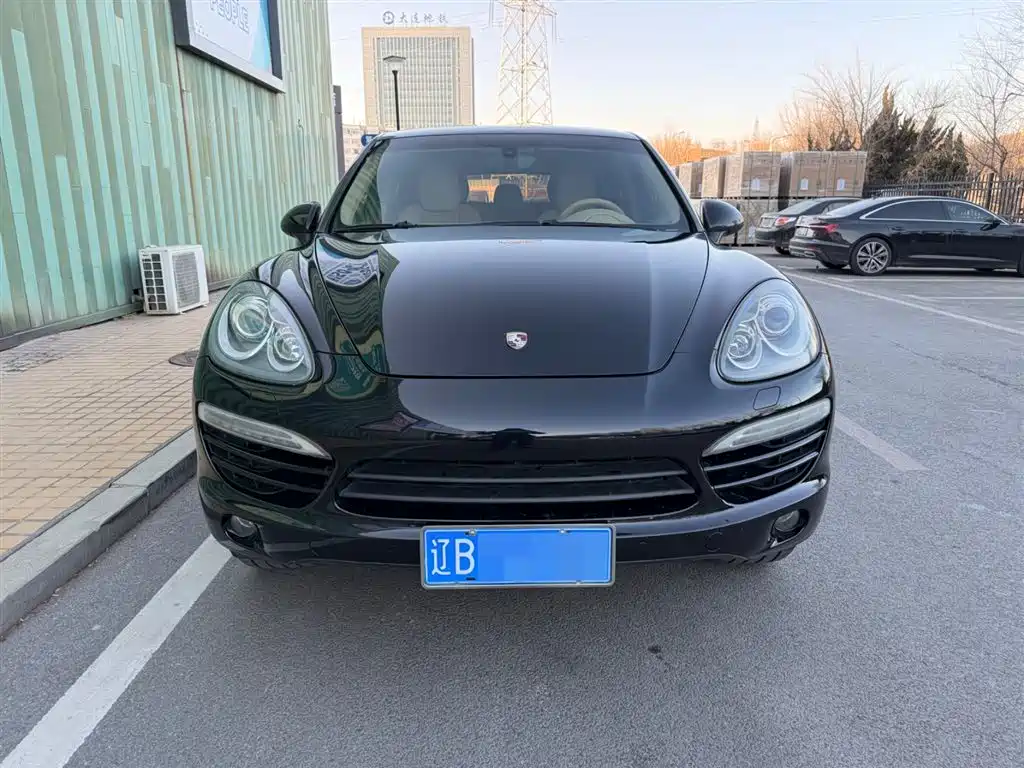 Porsche Cayenne 2011 Cayenne 3.0T фото 2