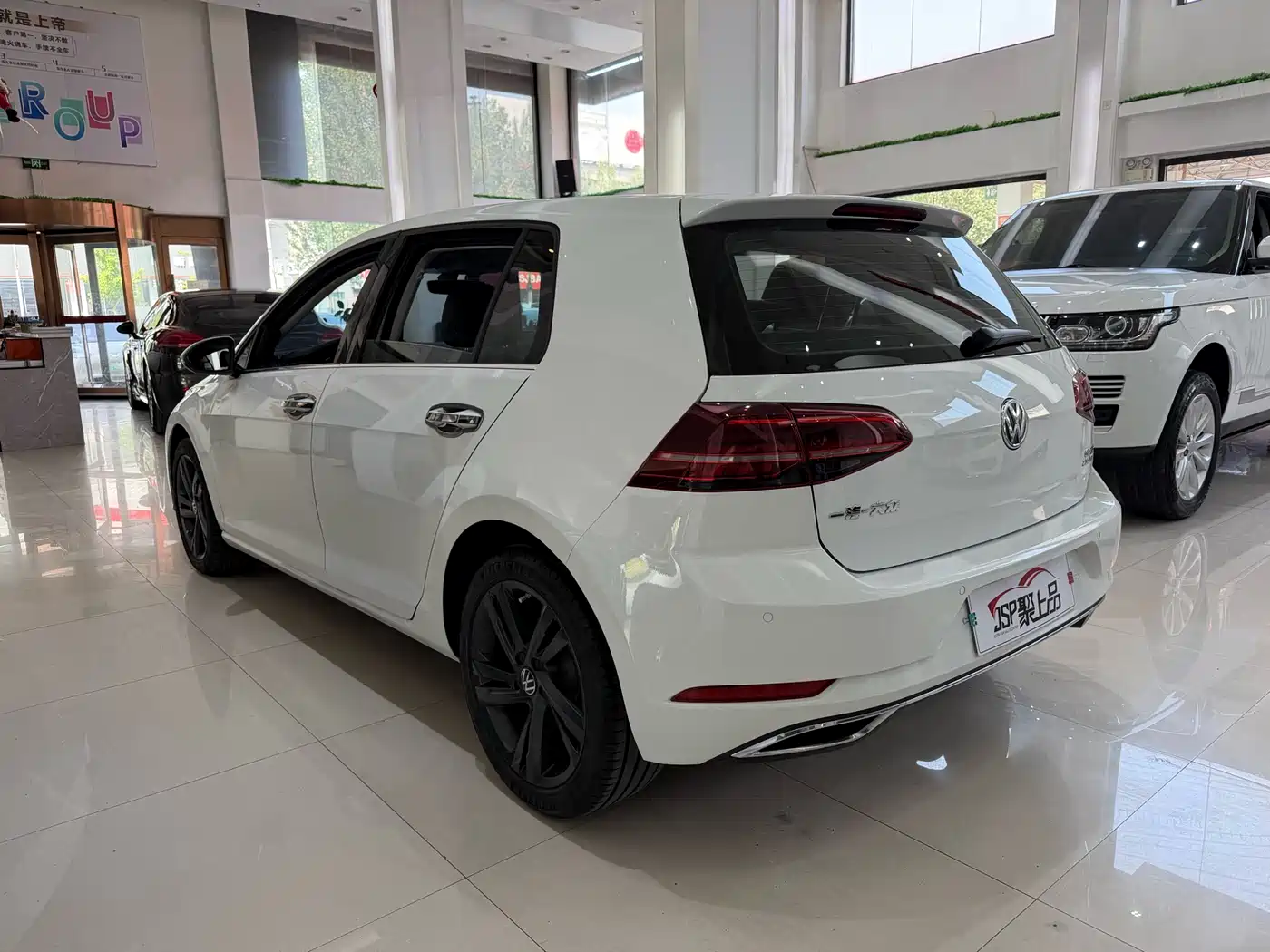 Volkswagen Golf 2018 230TSI Automatic Luxury фото 11