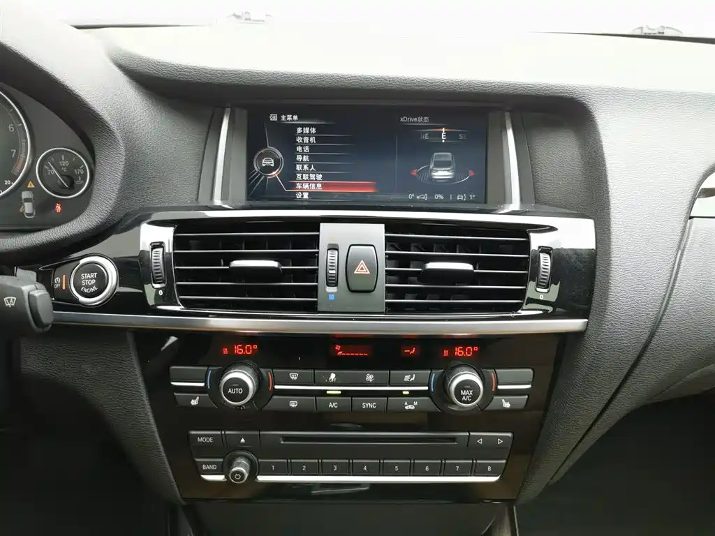BMW X4 2014 xDrive20i X Design Package фото 12