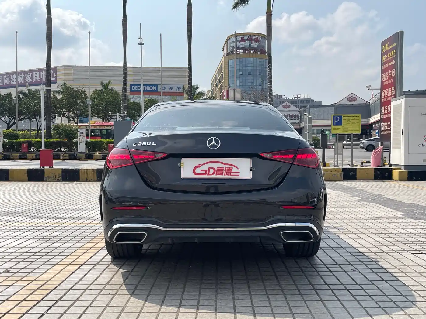 MERCEDES-BENZ C CLASS