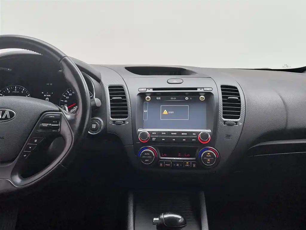 Kia K3S 2014 1.6L Automatic Premium фото 12