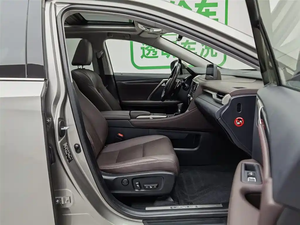 Lexus RX 2020 Facelift 300 AWD Elegance Edition фото 23