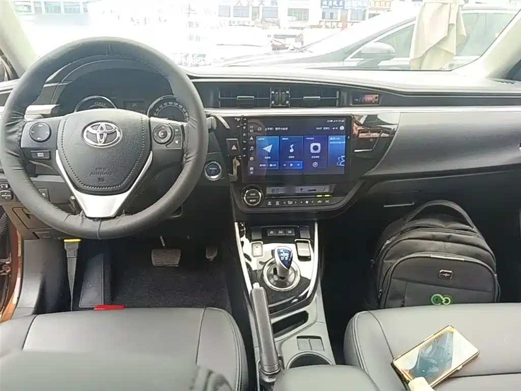 Toyota Levin 2016 Hybrid 1.8H GS E-CVT Elite Sunroof фото 10