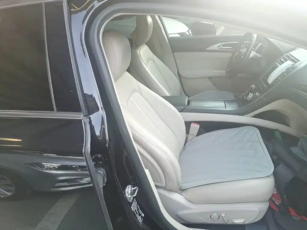 Lincoln MKZ 2020 2019 2.0T Zunya Edition China VI