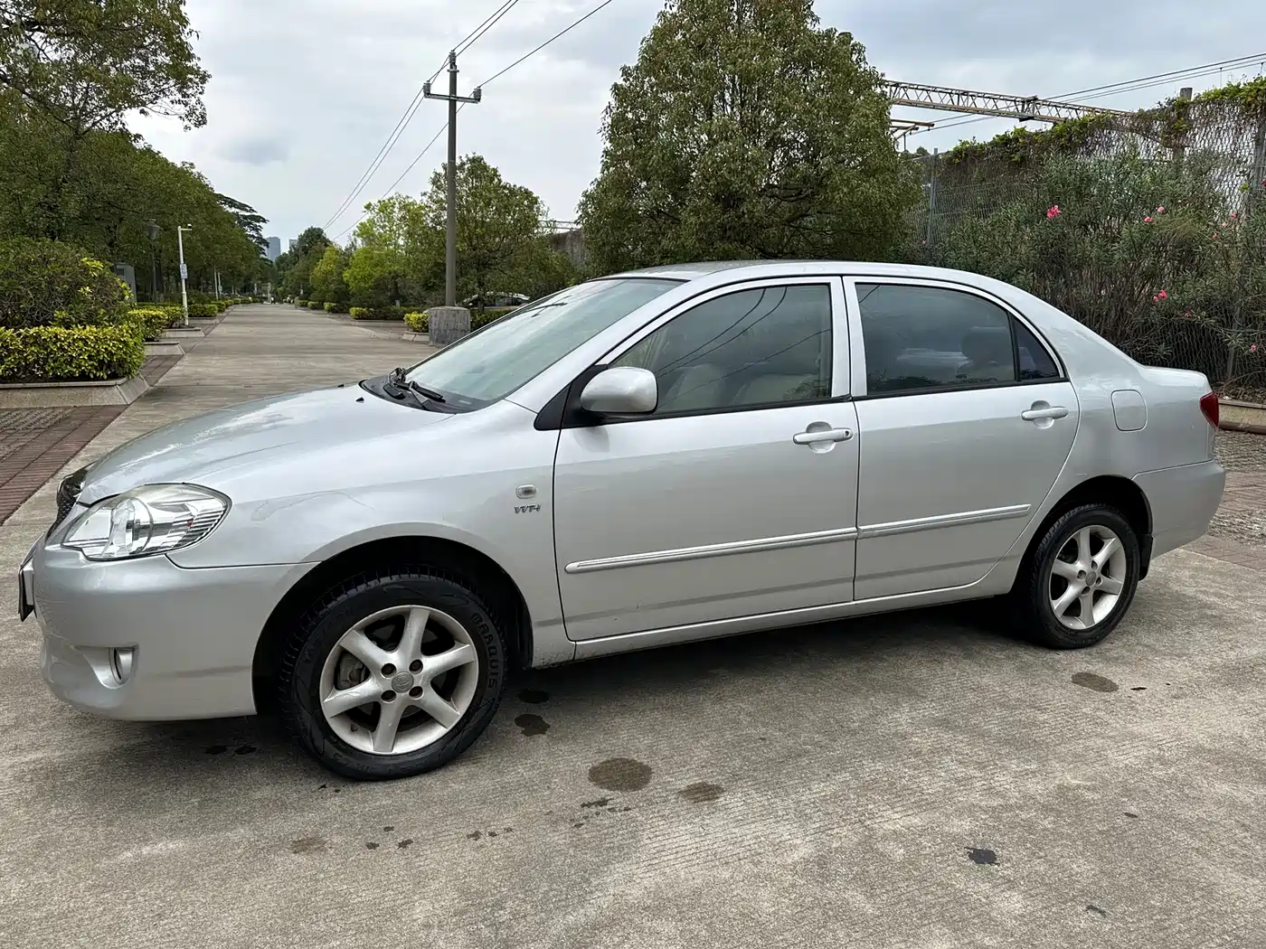 Toyota Corolla 2011 1.6L Automatic Classic Edition фото 9