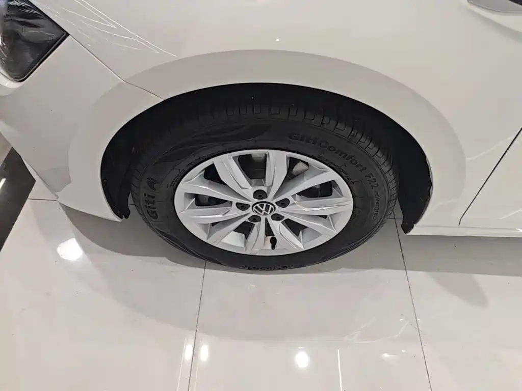 Volkswagen Polo 2023 2023 Facelift Plus 1.5L Auto Chroma Tech Edition