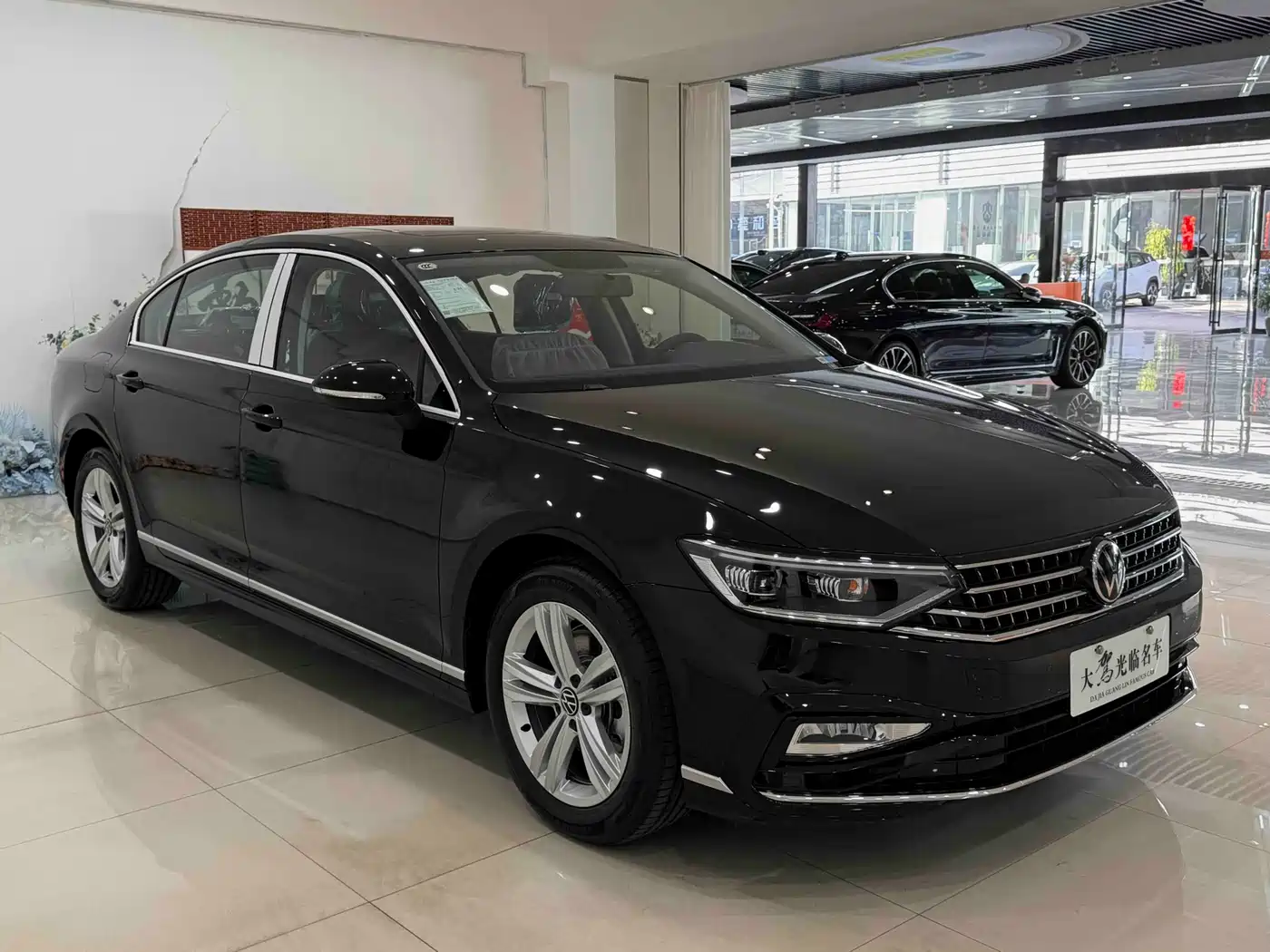 Volkswagen Magotan 2025 Popular Edition 280TSI DSG Comfort фото 3