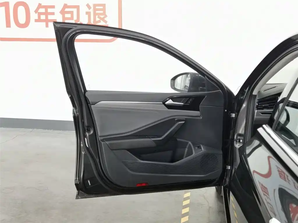 Volkswagen Sagitar 2021 280TSI DSG Comfort Smart Connect Edition фото 8