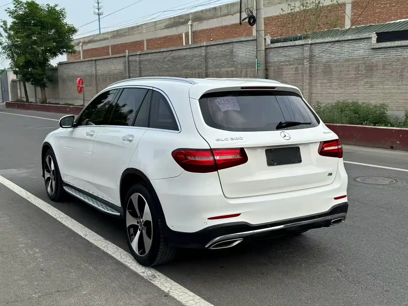Mercedes-Benz GLC 2018 GLC 300 4MATIC Dynamic фото 4