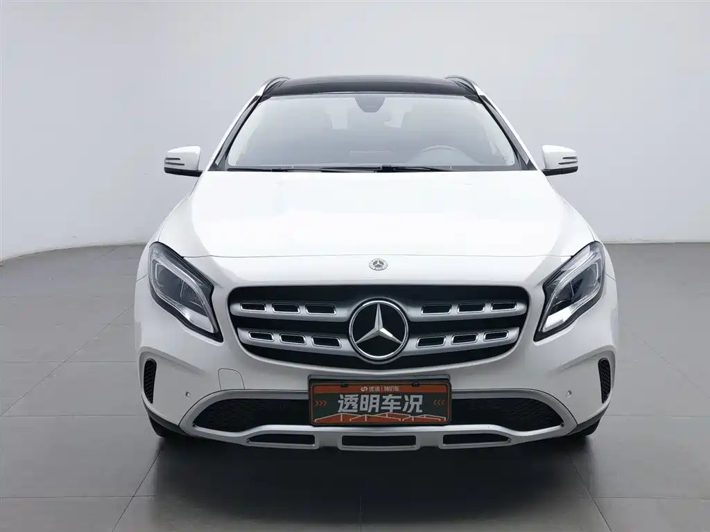 Mercedes-Benz GLA 2018 GLA 200 Fashion фото 3