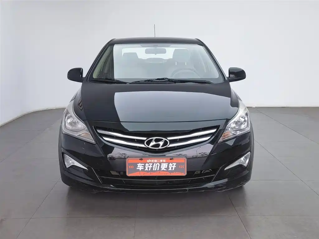 Hyundai Verna 2014 1.4L Manual Smart GLS фото 3