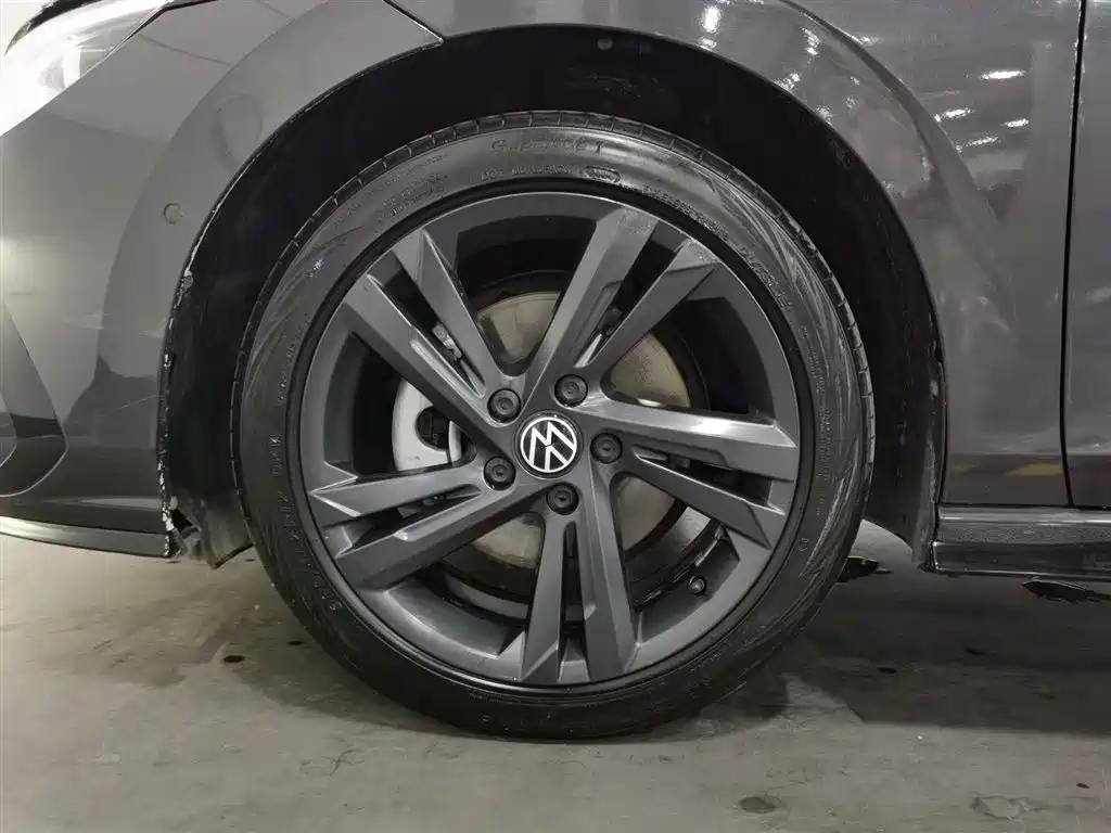 Volkswagen Golf 2021 280TSI DSG R-Line фото 17