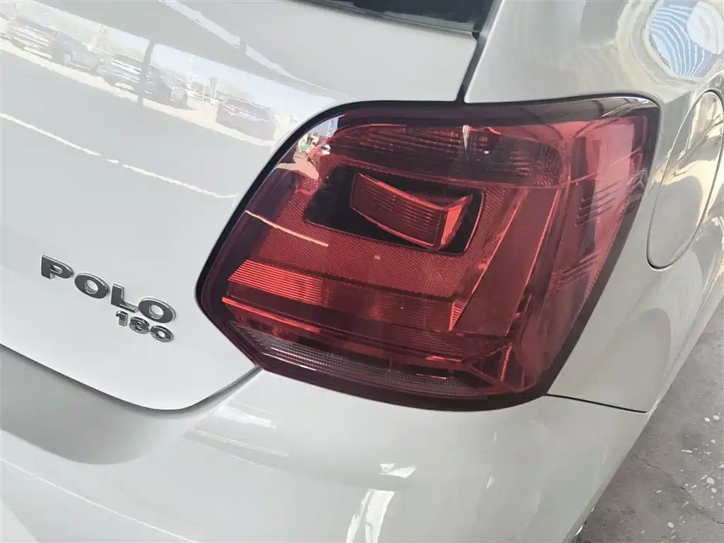 Volkswagen Polo 2018 1.5L Auto Comfort фото 24