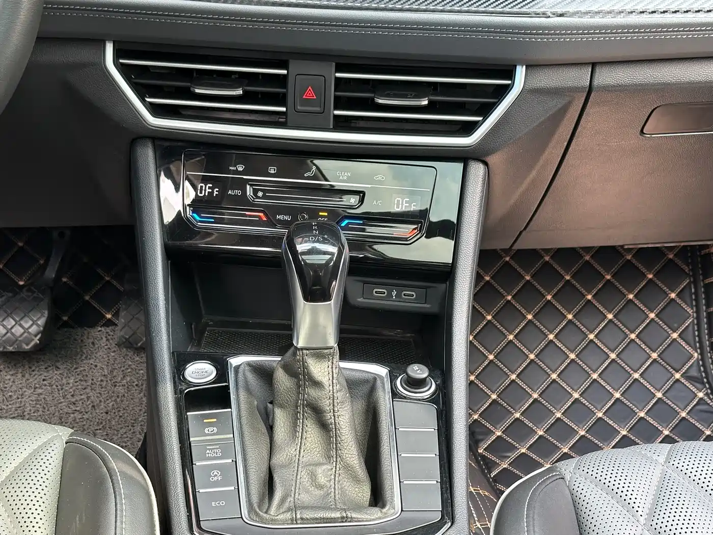 Volkswagen Sagitar 2023 Model Year 280TSI DSG Surpass Edition фото 10