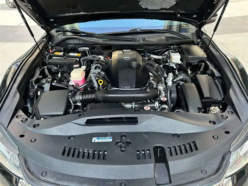 Toyota Crown 2019 2018 2.0T Fashion Edition