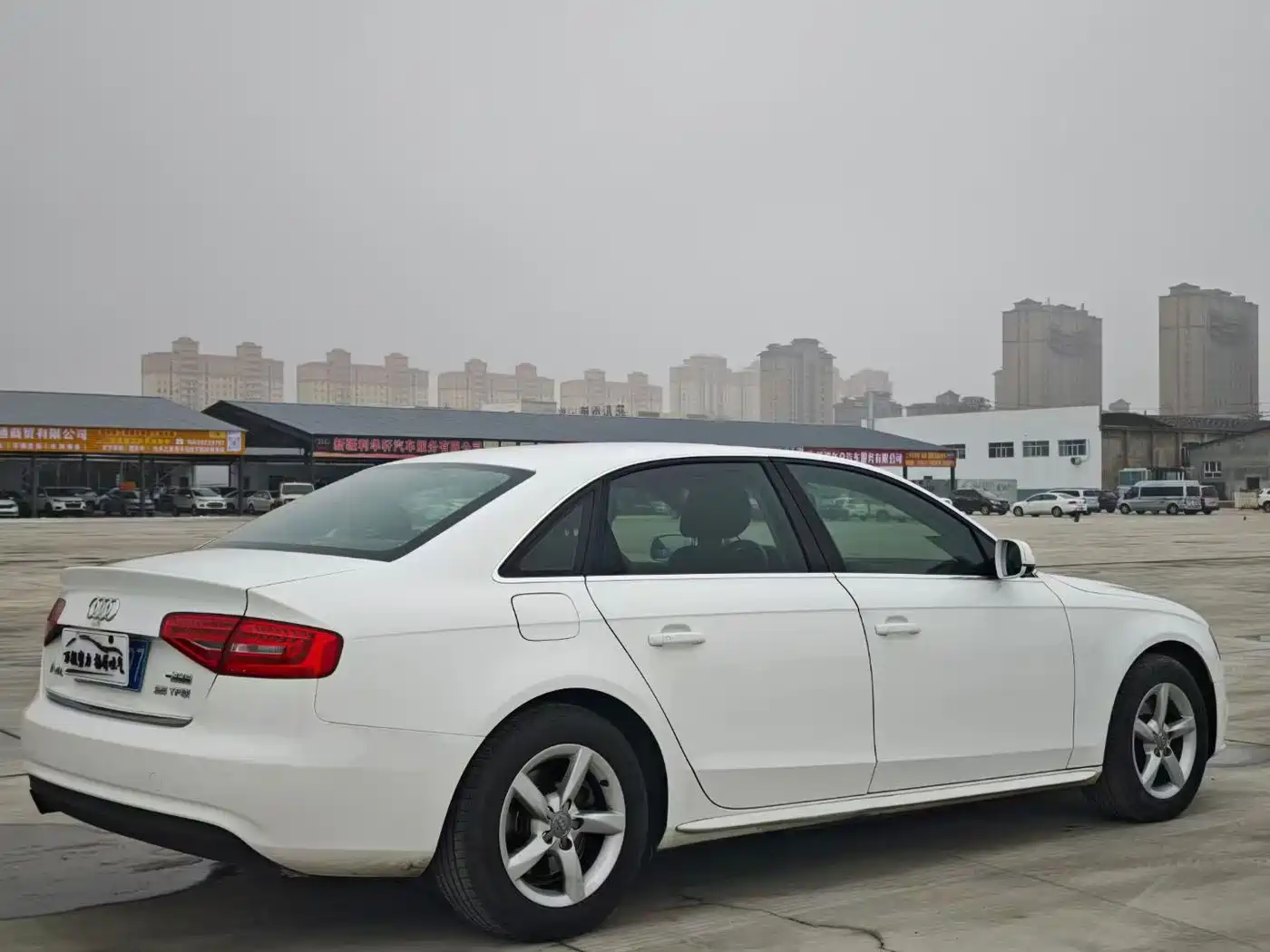 Audi A4L 2015 35 TFSI Auto Standard фото 9