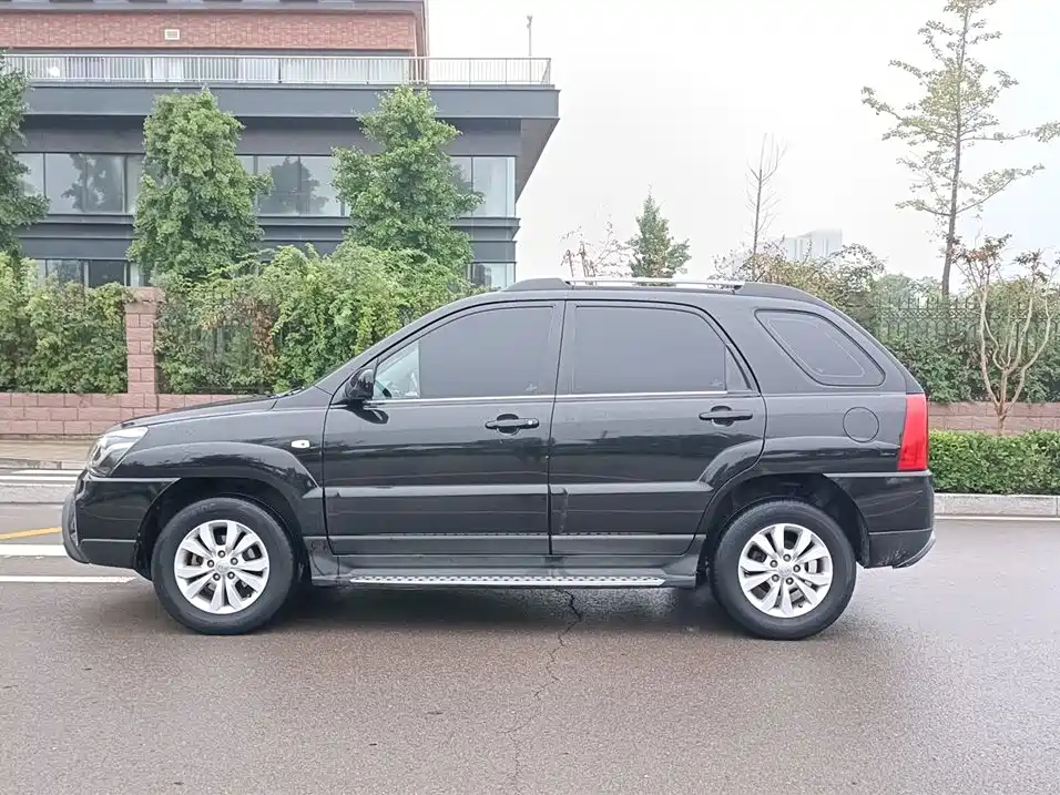 Kia Sportage 2013 2.0L Automatic 2WD GLS фото 3