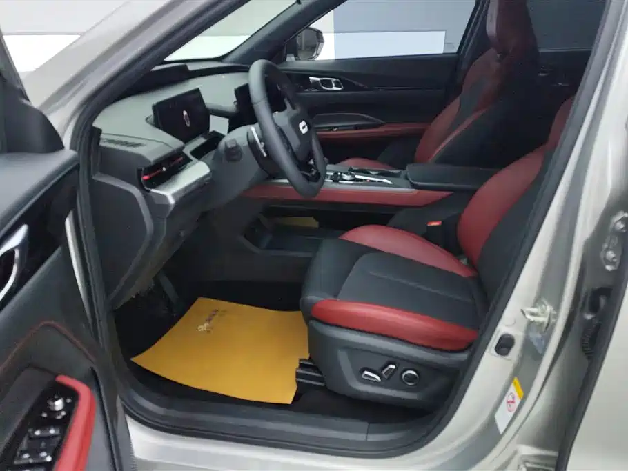 CHANGAN CHANGAN AUCHAN Z6