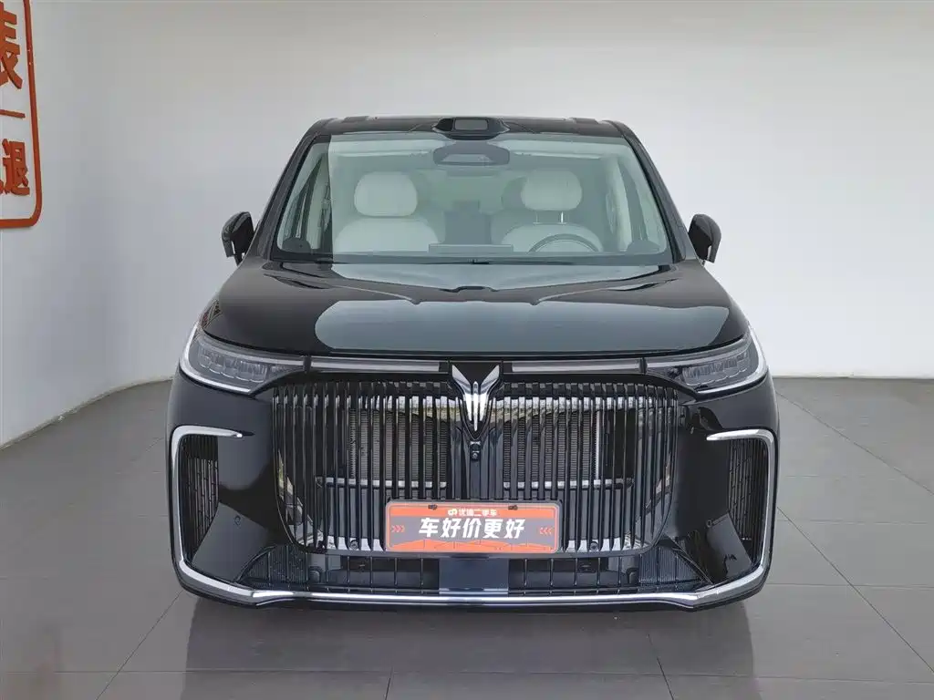 Voyah Auto Voyah Dreamer 2026 PHEV Champion Edition фото 3