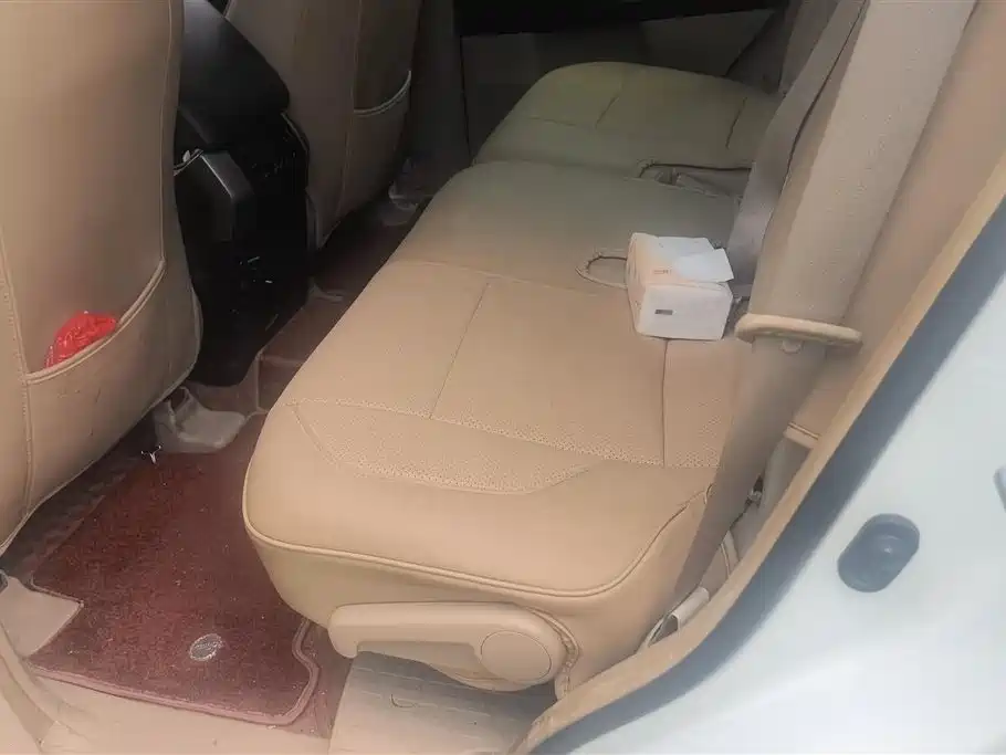 Toyota Prado (Import) 2010 2.7L Auto Luxury фото 11