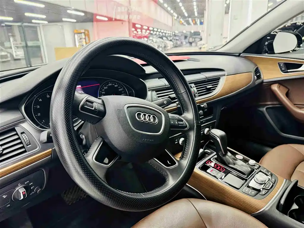 Audi A6L 2018 30th Anniversary 30 FSI Style фото 13