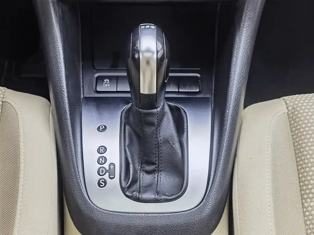 Volkswagen Golf 2012 1.4TSI Automatic Comfort фото 13
