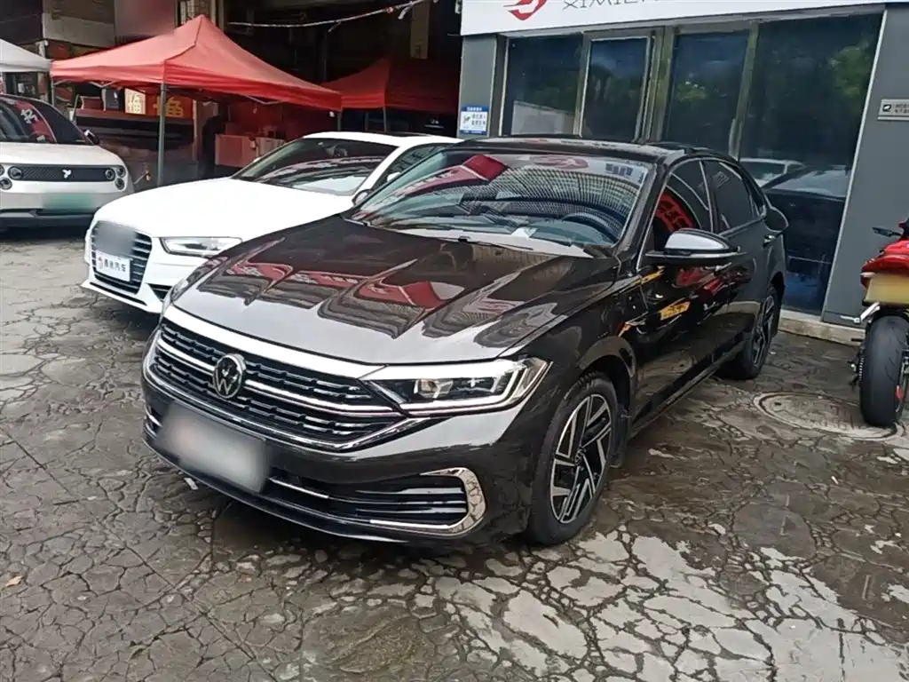 Volkswagen Sagitar 2023 300TSI DSG Surpassing Edition