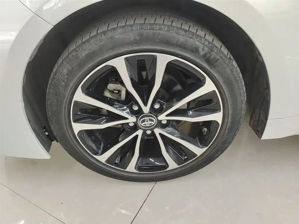 Toyota Levin 2021 185T CVT Sport Edition фото 23