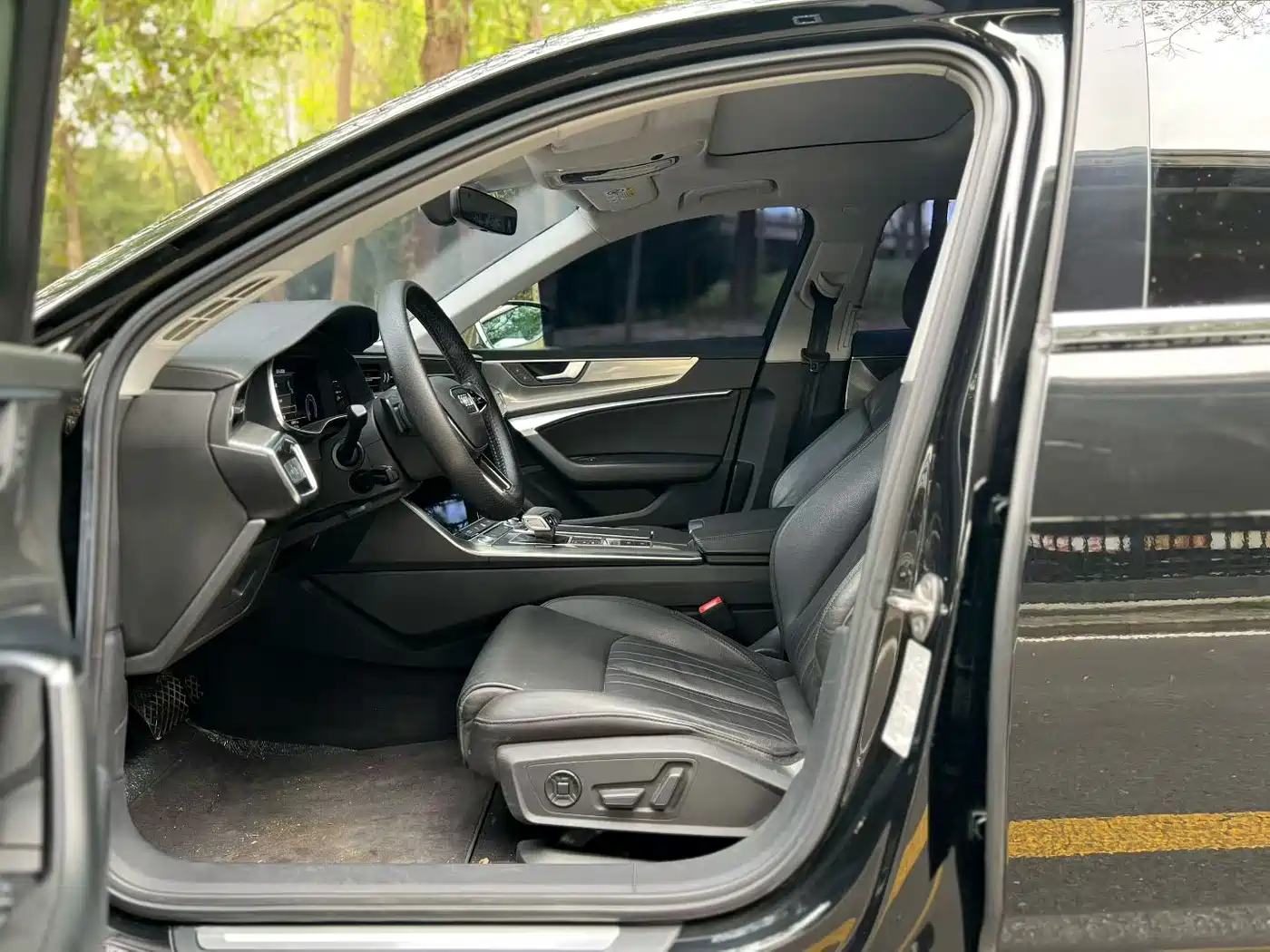 Audi A6L 2019 45 TFSI Premium Elegance фото 3