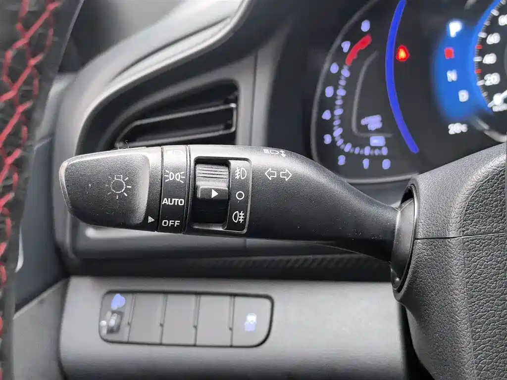 Hyundai Elantra 2019 1.4T Dual-clutch XuanDong·Vitality Type фото 21