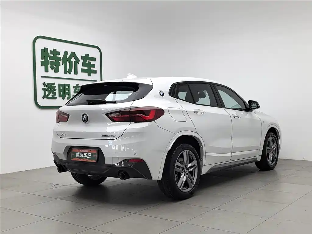 BMW X2 2023 sDrive25i M Sport Shadow Edition фото 2
