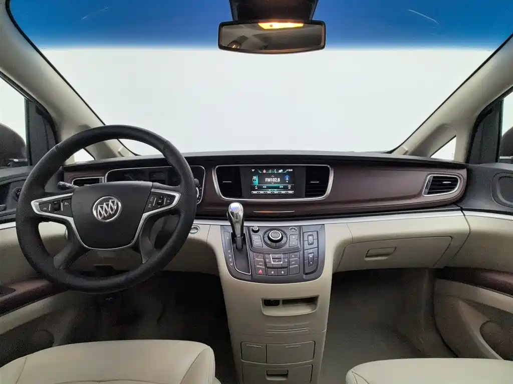 Buick GL8 2018 28T Luxury Model China VI фото 5