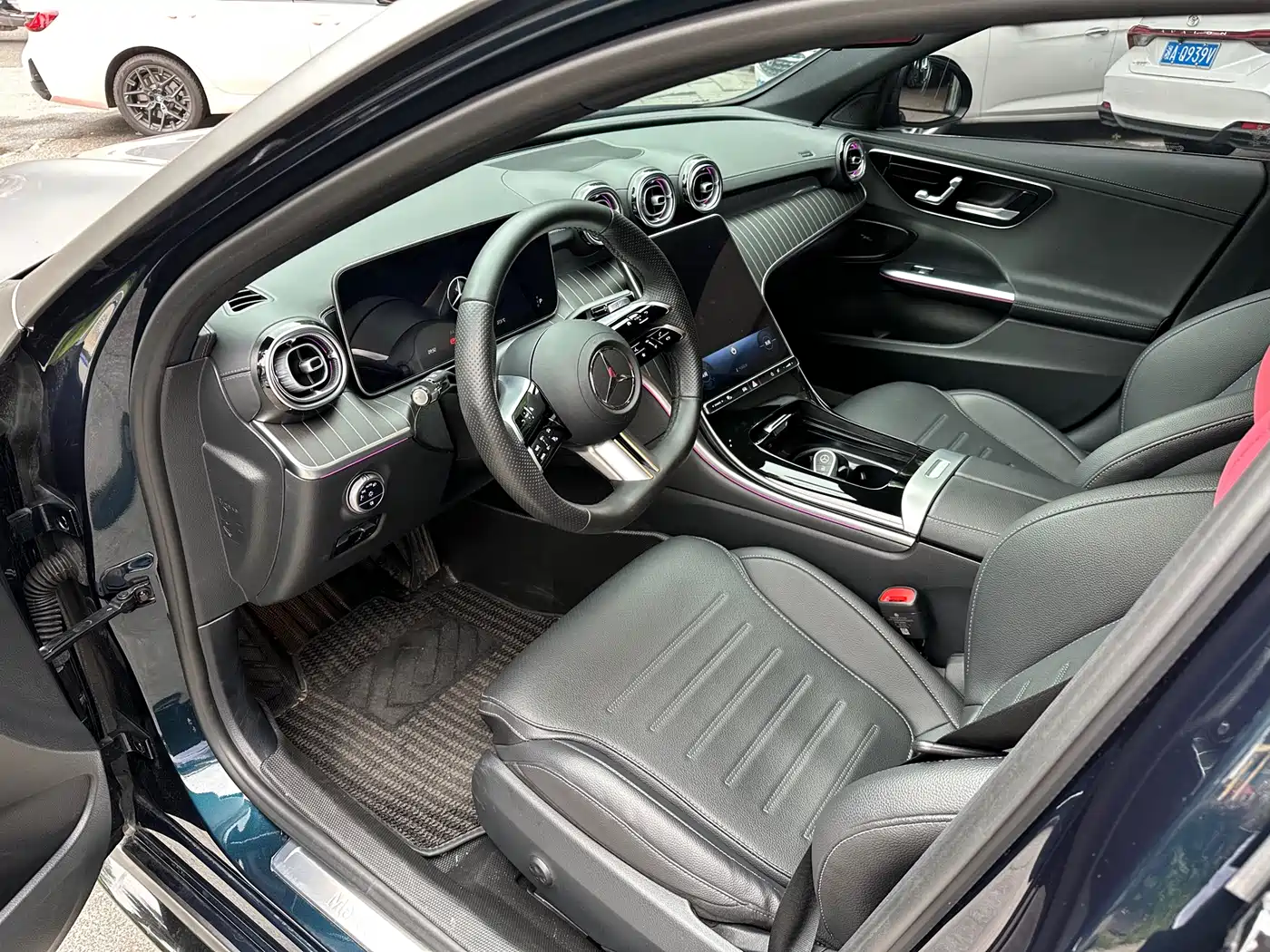 Mercedes-Benz C-Class 2023 Facelift C 260 L Sport Edition фото 4