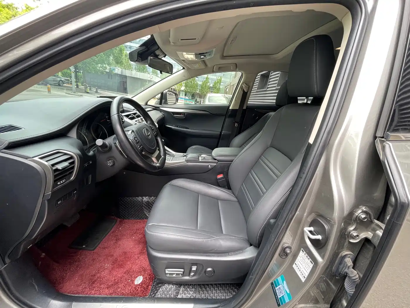 Lexus NX 2020 300h FWD F Sport China VI фото 15