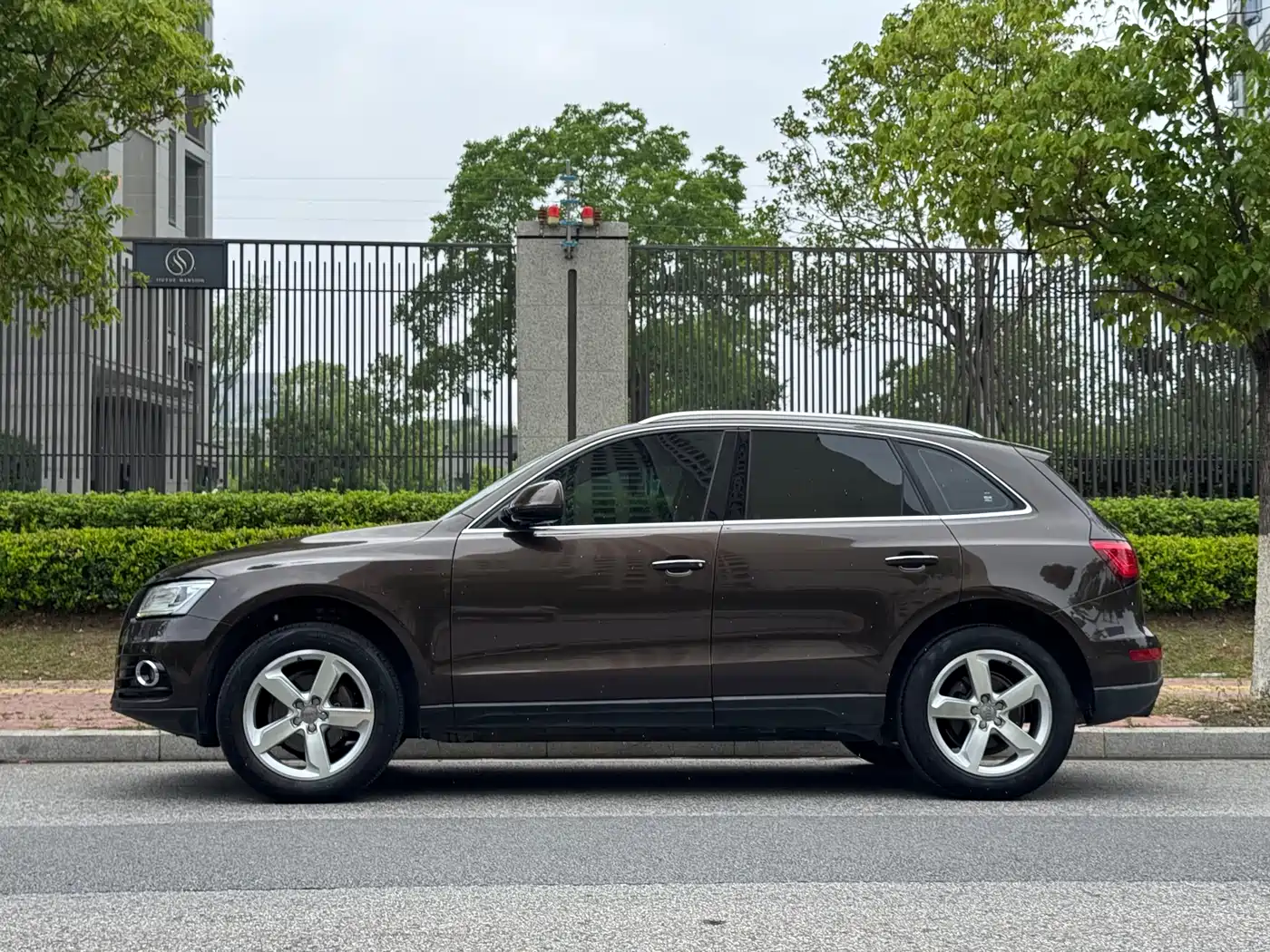 Audi Q5 2016 40 TFSI Technology Model фото 3