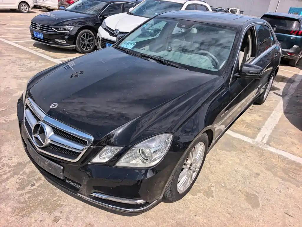 Mercedes-Benz E-Class 2011 2010 E 260 L CGI Elegance