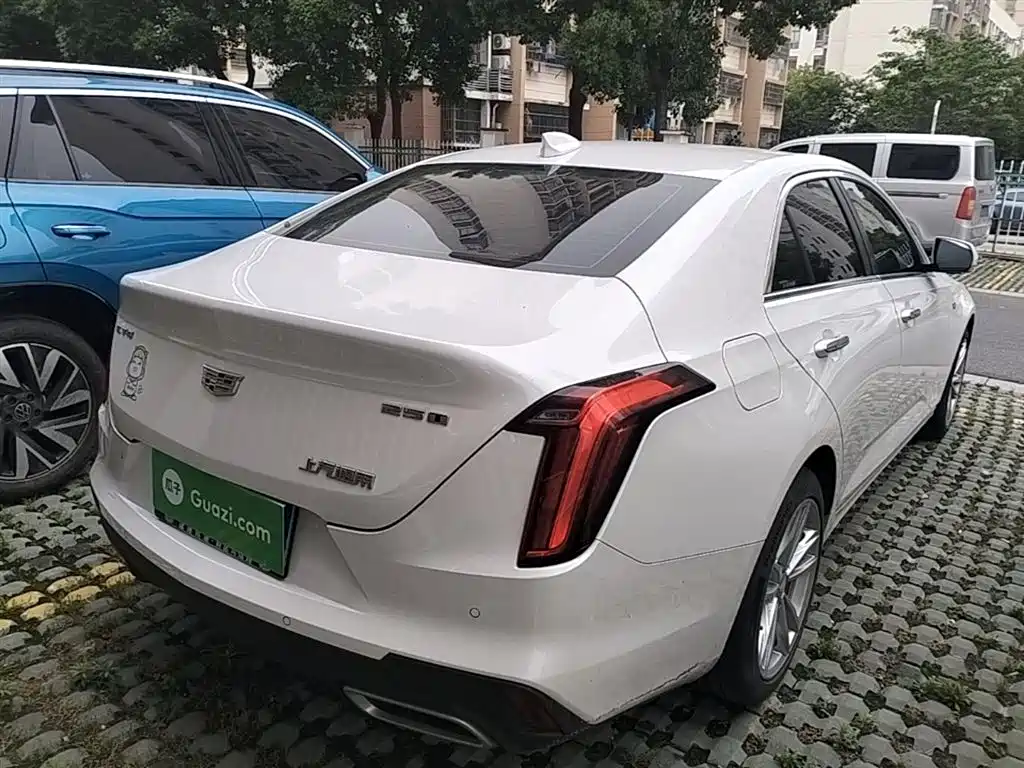 Cadillac CT4 2023 25T Fashion Edition фото 7