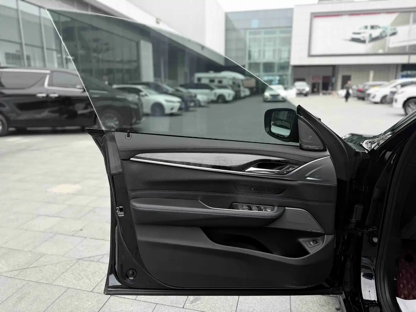 BMW 6 Series GT 2019 630i M Sport Package фото 7