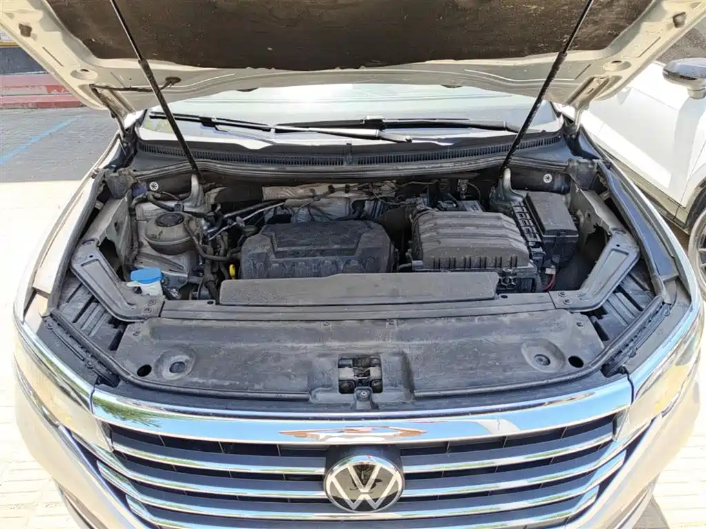 Volkswagen Viloran 2020 330TSI Luxury Edition фото 20