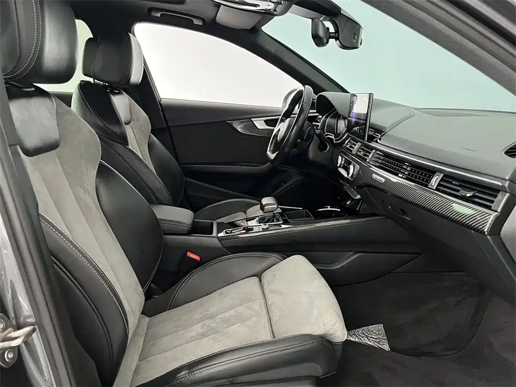 Audi A4L 2022 45 TFSI quattro Premium Dynamic фото 12