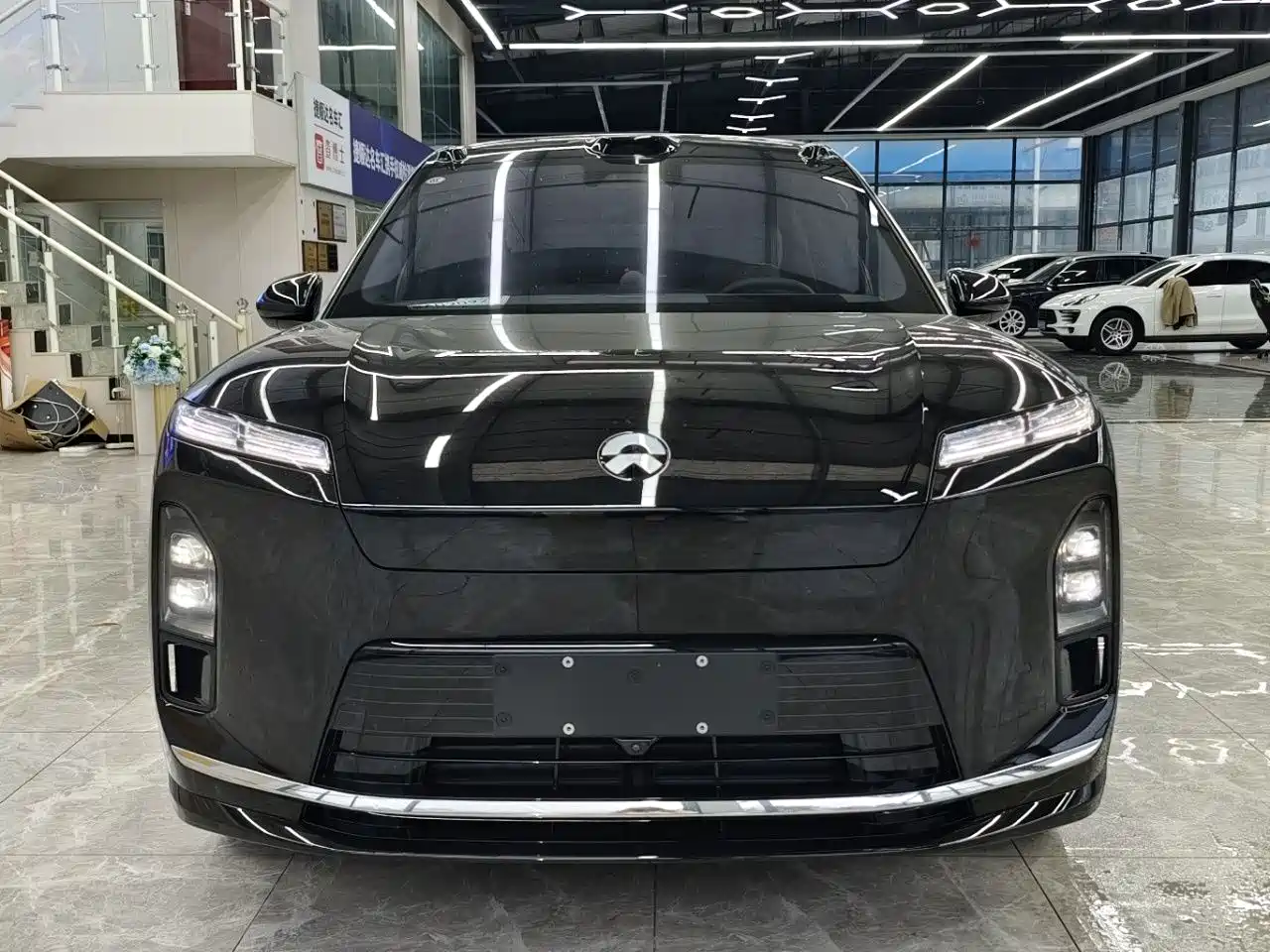 NIO ES8 2025 Base Model 7-Seater фото 17
