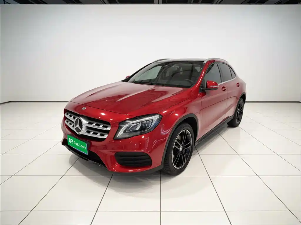Mercedes-Benz GLA 2019 GLA 200 Fashion