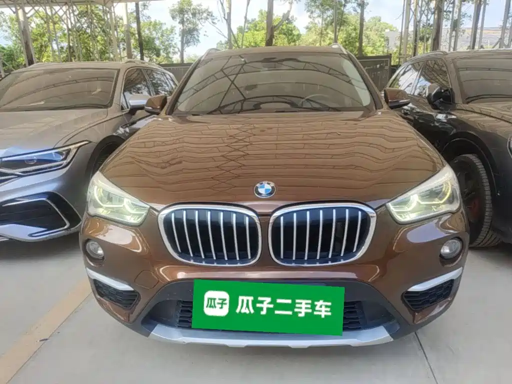 Фото 3 - BMW X1