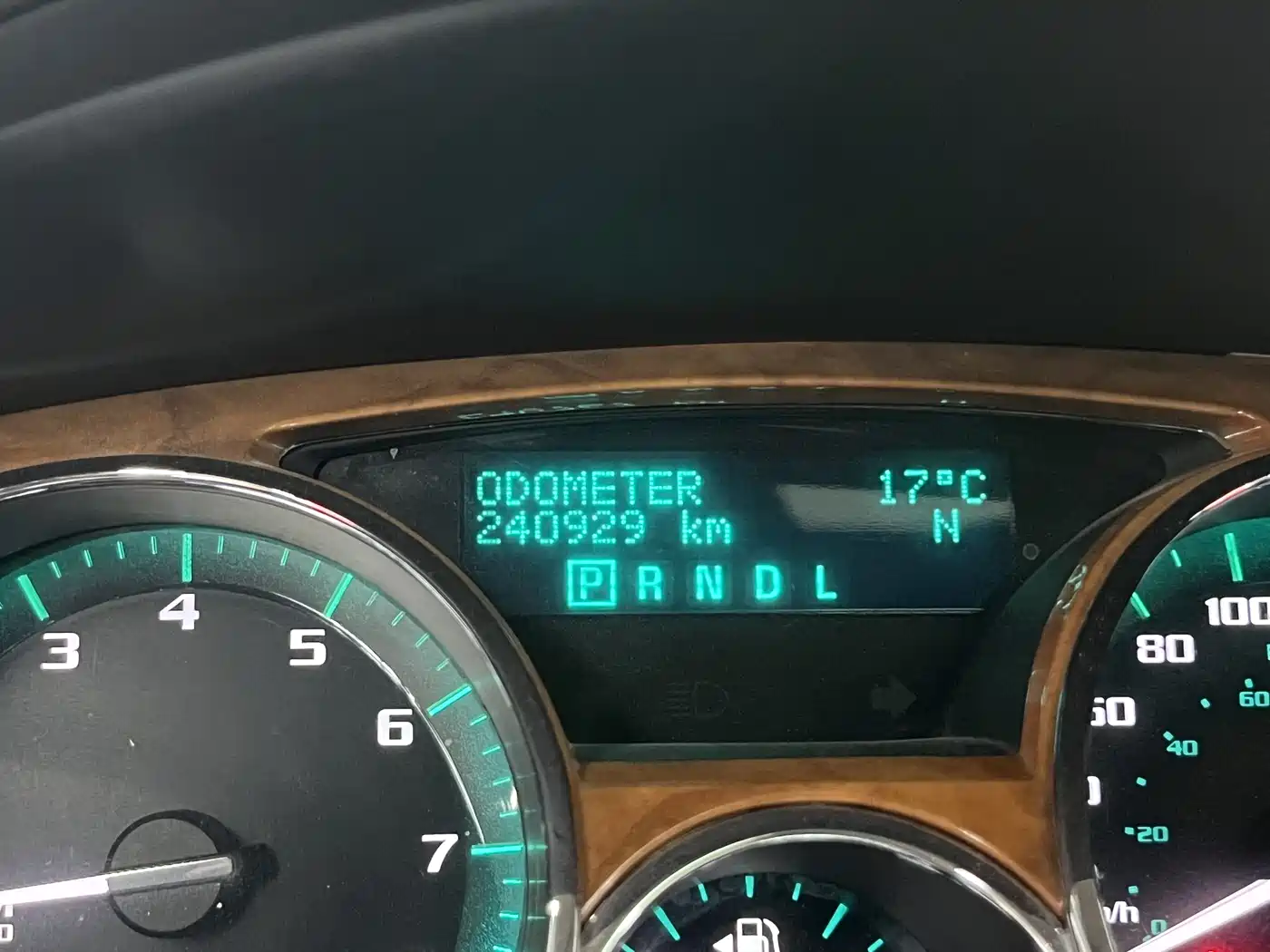 Buick Enclave 2010 3.6L Flagship Edition фото 9