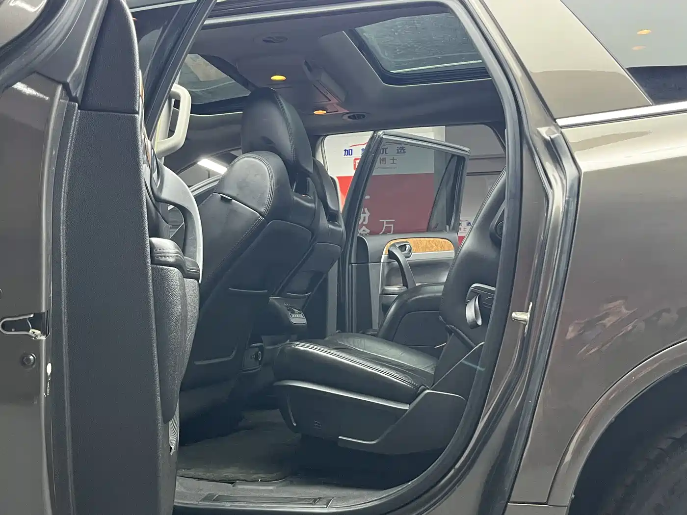 Buick Enclave 2010 3.6L Flagship Edition фото 20