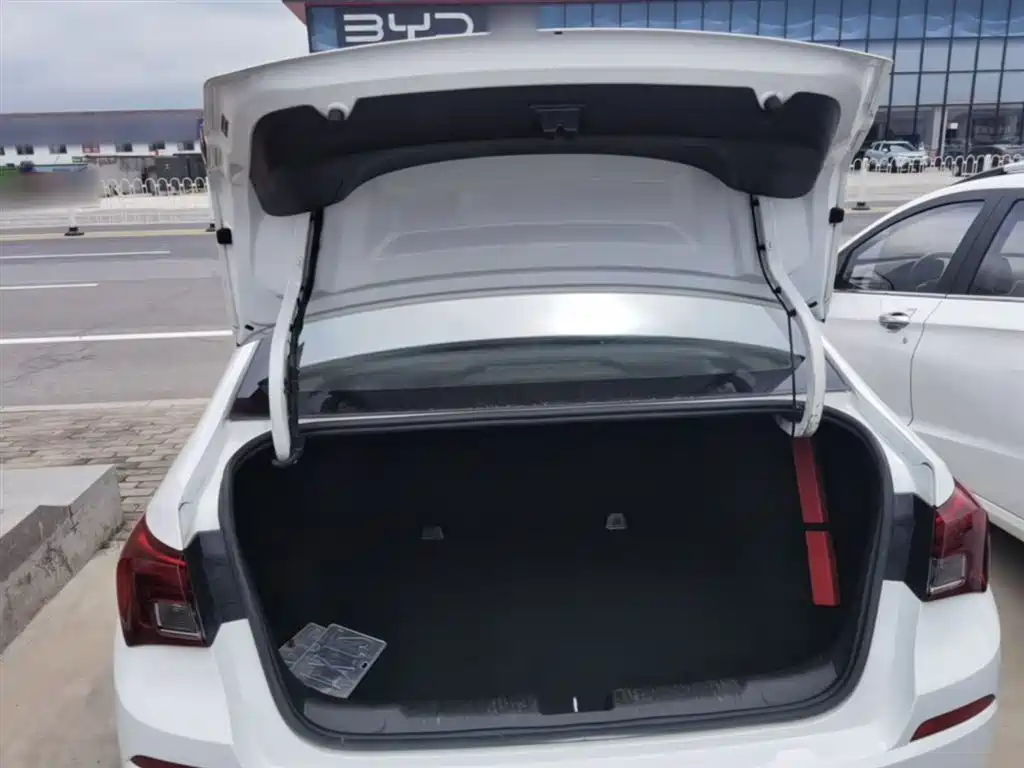 Buick Excelle 2020 15N CVT Elite фото 19