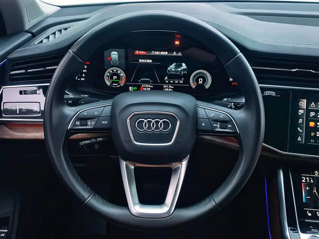 Audi Q7 2023 55 TFSI quattro S line Sport фото 16