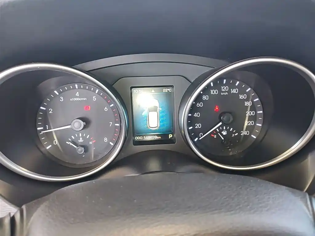 Haval H6 Coupe 2015 Blue Label 2.0T 2WD Premium фото 12