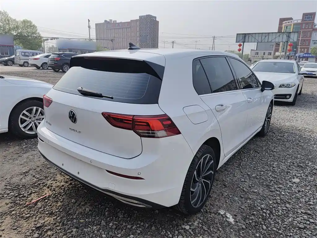 Volkswagen Golf 2021 200TSI DSG Pro фото 6